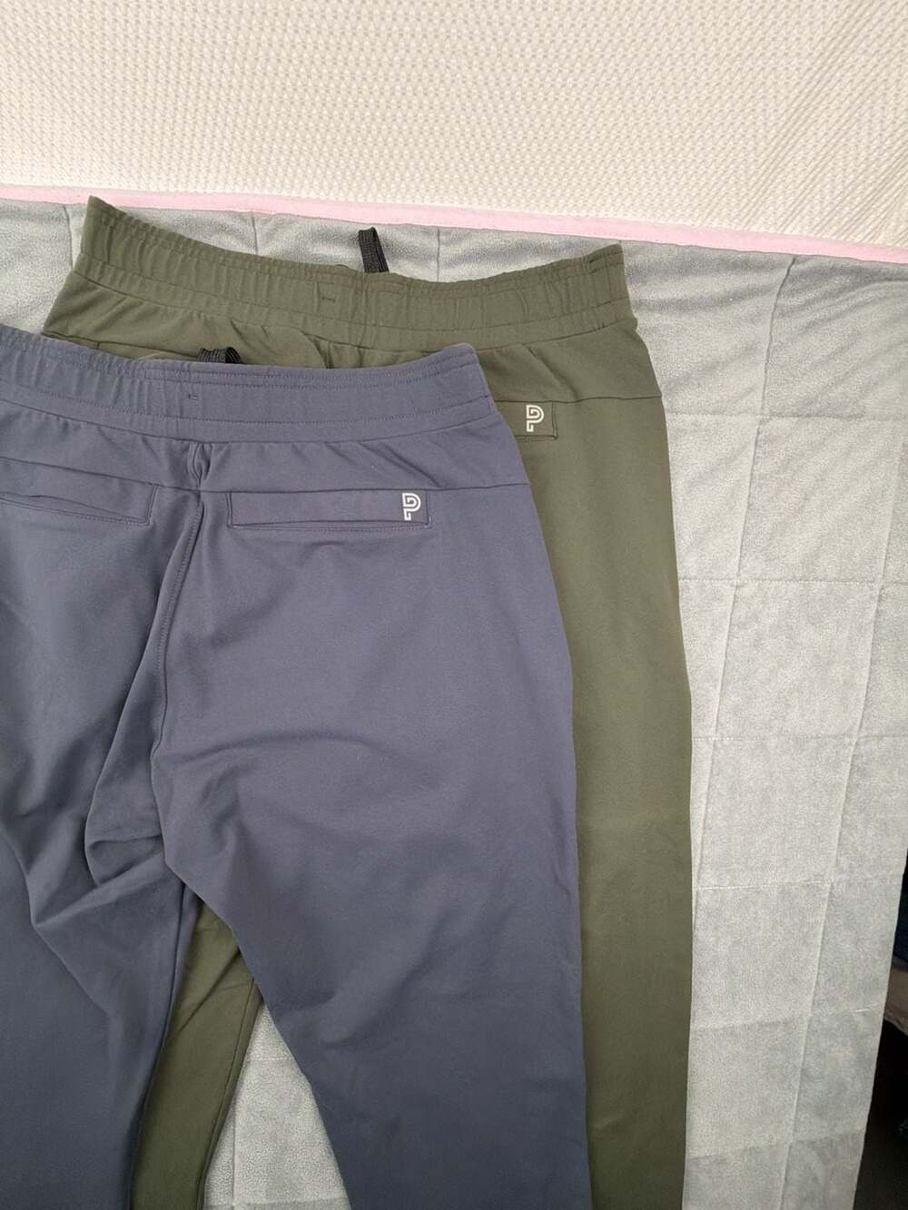 Public Rec Men's All Day Every day Pants Olive Green Navy Size 32x28 Lot of 2